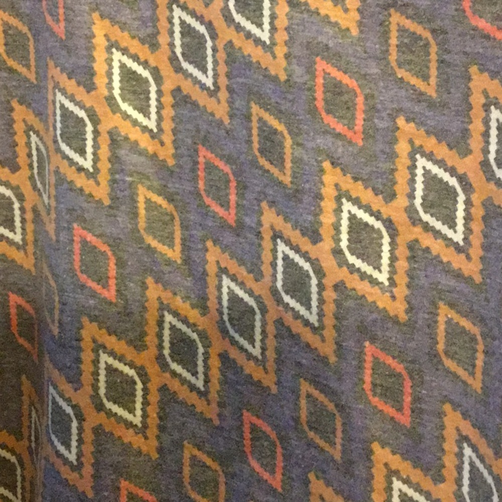 Aztec print tee - Picture 2 of 3